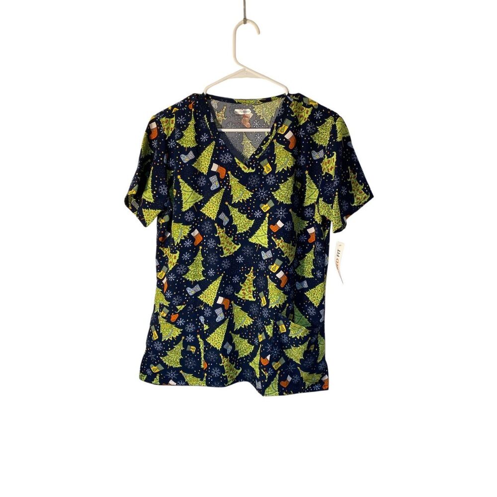 NWT scrubaid Navy Christmas tree three pocket scrub top M